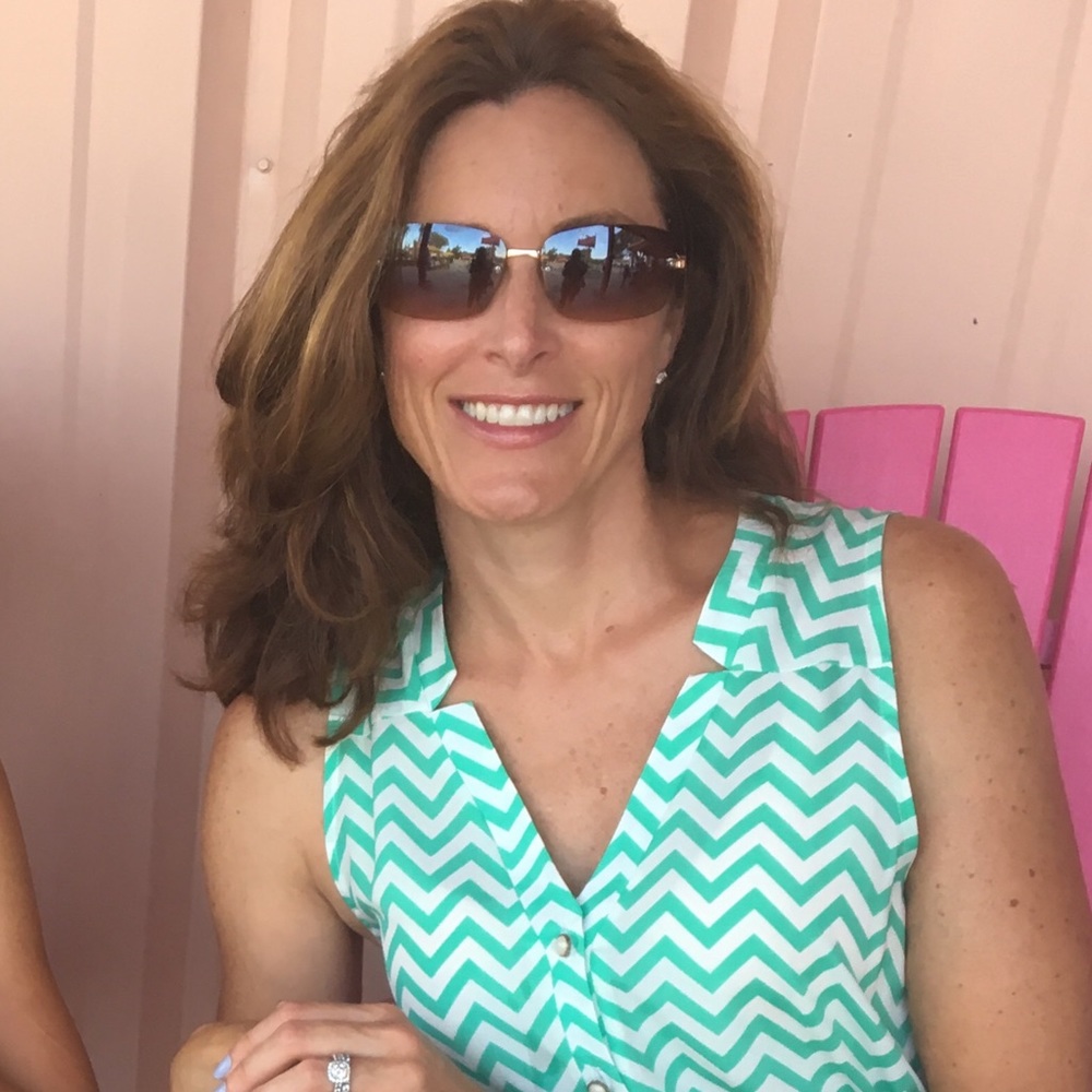 Meet your Posher, Desiree